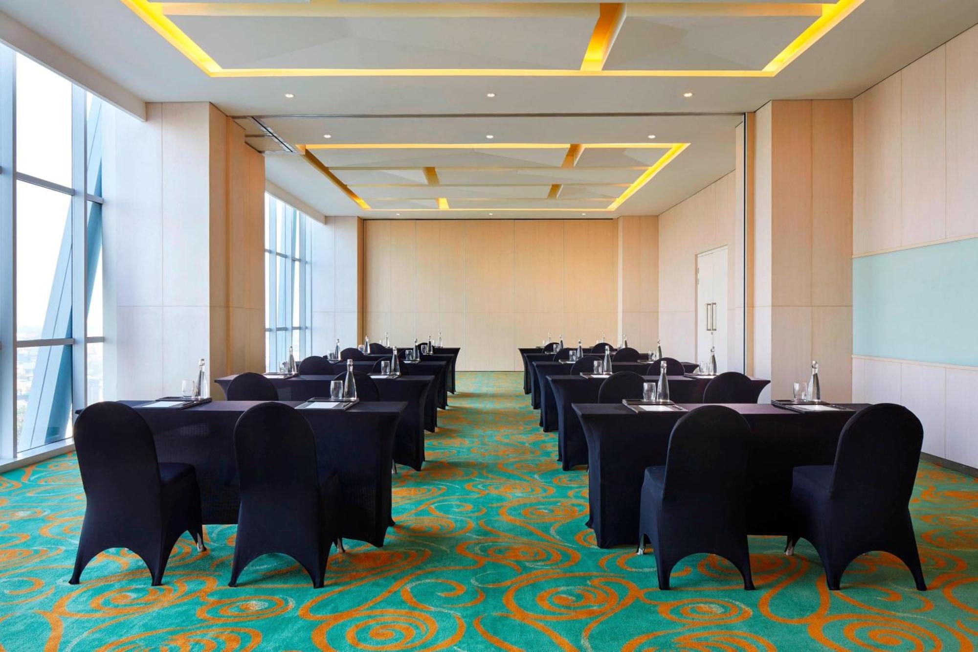 Fairfield By Marriott Surabaya Hotel Exterior photo