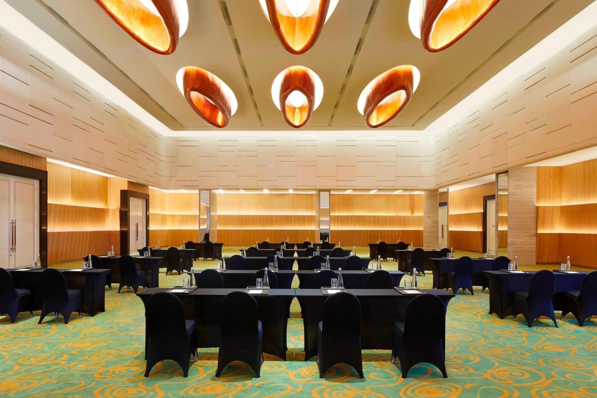 Fairfield By Marriott Surabaya Hotel Exterior photo